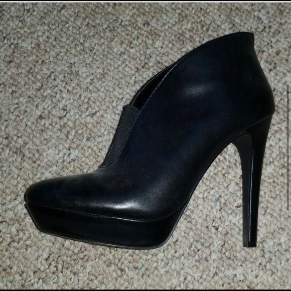 Jessica Simpson booties - Picture 3 of 5